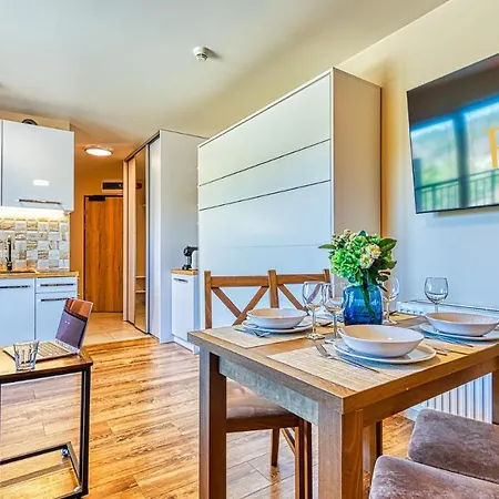 Monteverde Przy Gondoli - Zakopianska 22 By Royal Aparts Apartment *